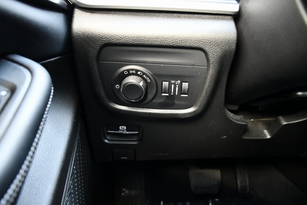 2024 Jeep Grand Cherokee Altitude photo 12