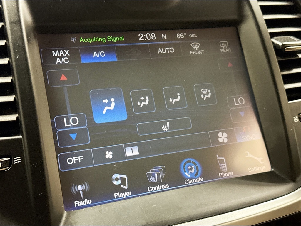 2013 Chrysler 300 Base photo 26