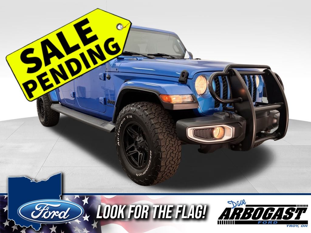 2021 Jeep Gladiator Sport S's photo