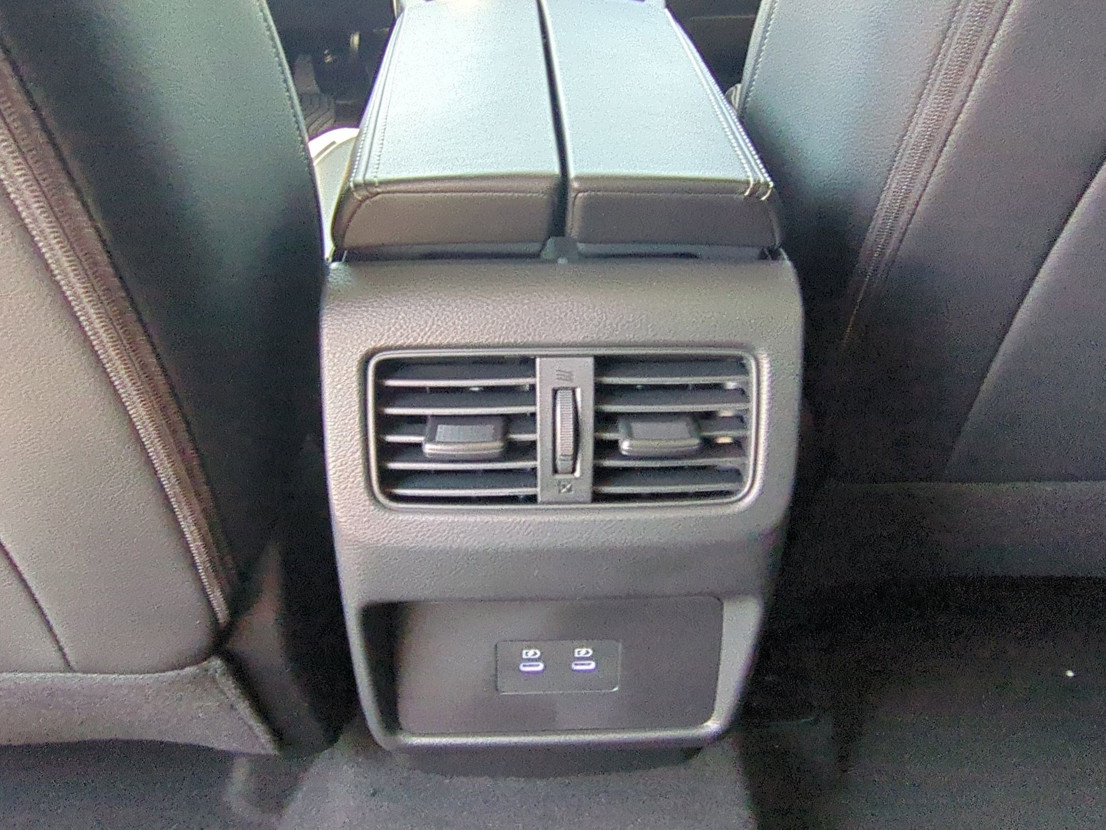 2025 Nissan Rogue SL photo 12