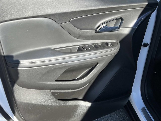 2021 Buick Encore Preferred photo 16
