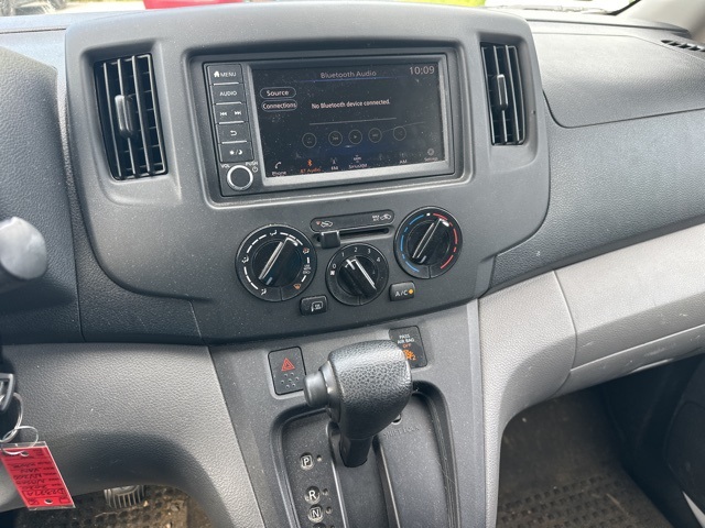 2020 Nissan NV200 SV photo 17