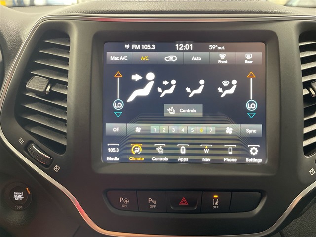 2023 Jeep Cherokee Altitude photo 14
