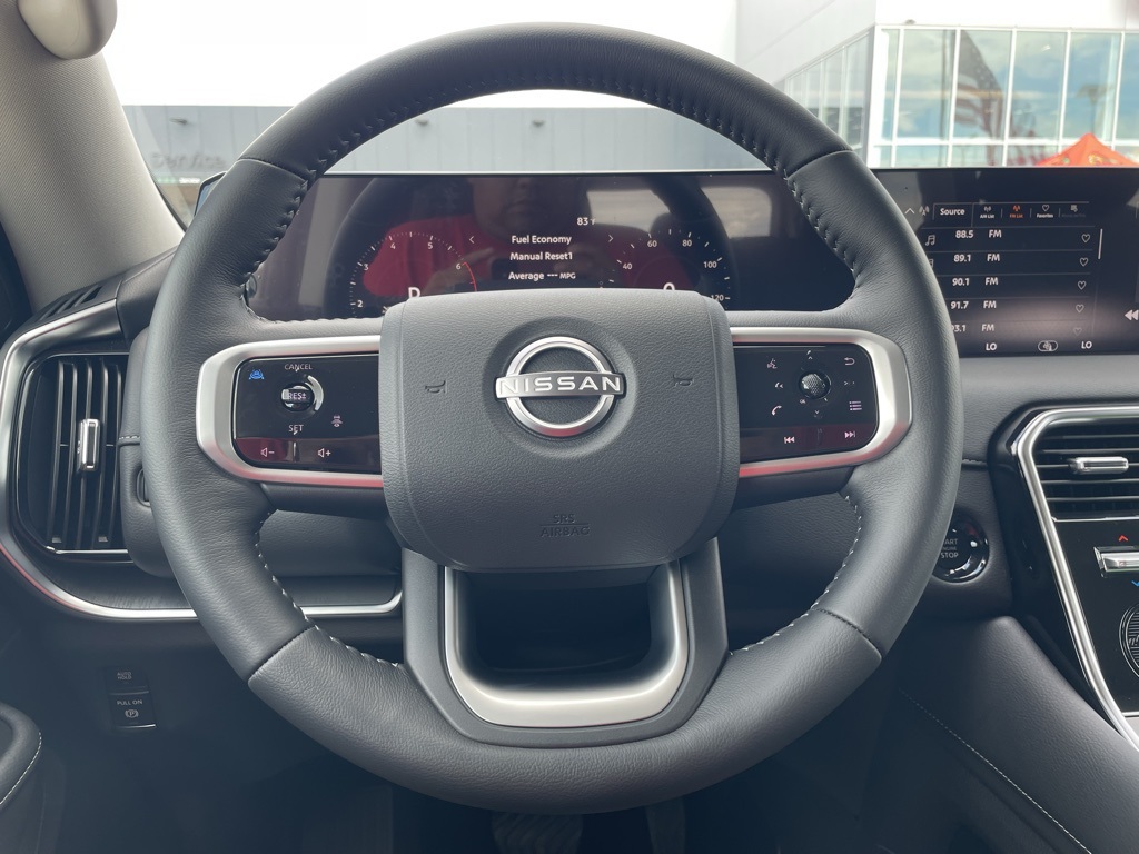 2026 Nissan Armada SV photo 6