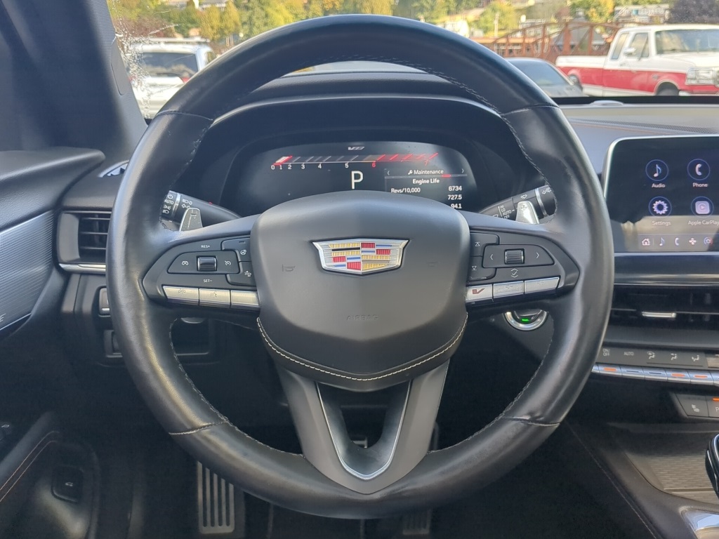 2022 Cadillac CT4 photo 2