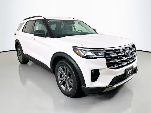 2026 Ford Explorer Active's photo