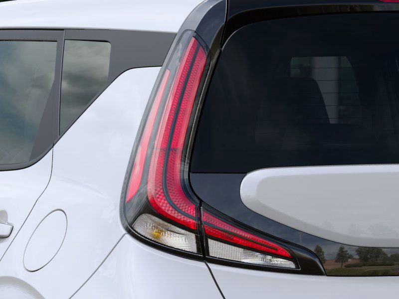 2025 Kia Soul LX photo 8
