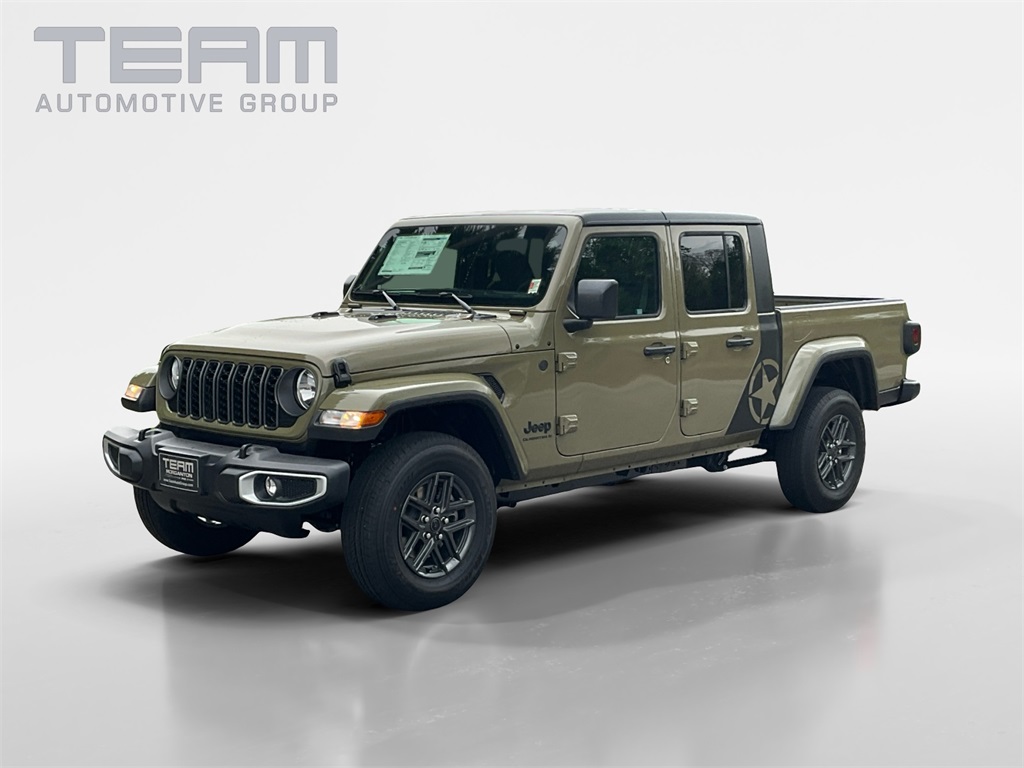 2025 Jeep Gladiator Sport photo 3