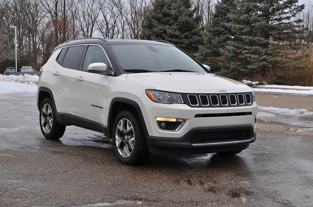 2020 Jeep Compass Limited's photo