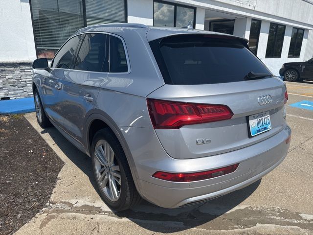 2018 Audi Q5 2.0T Premium photo 2