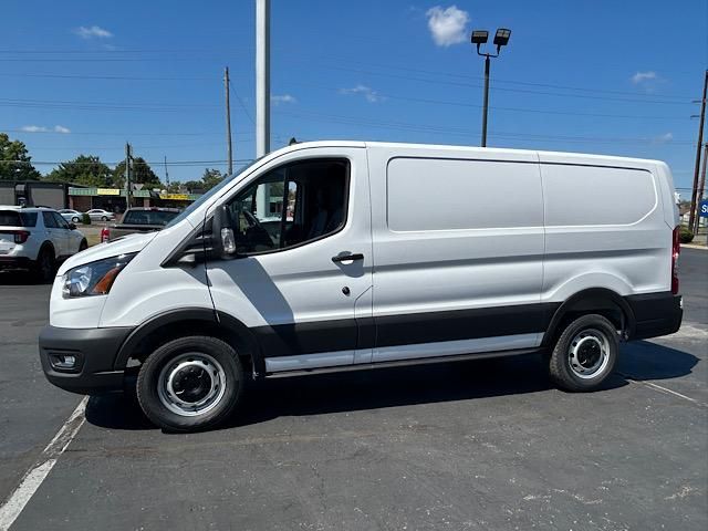 2025 Ford Transit photo 18