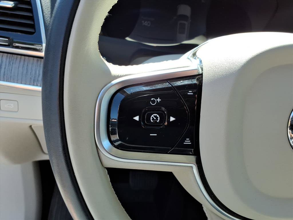2024 Volvo XC90 Plus photo 15