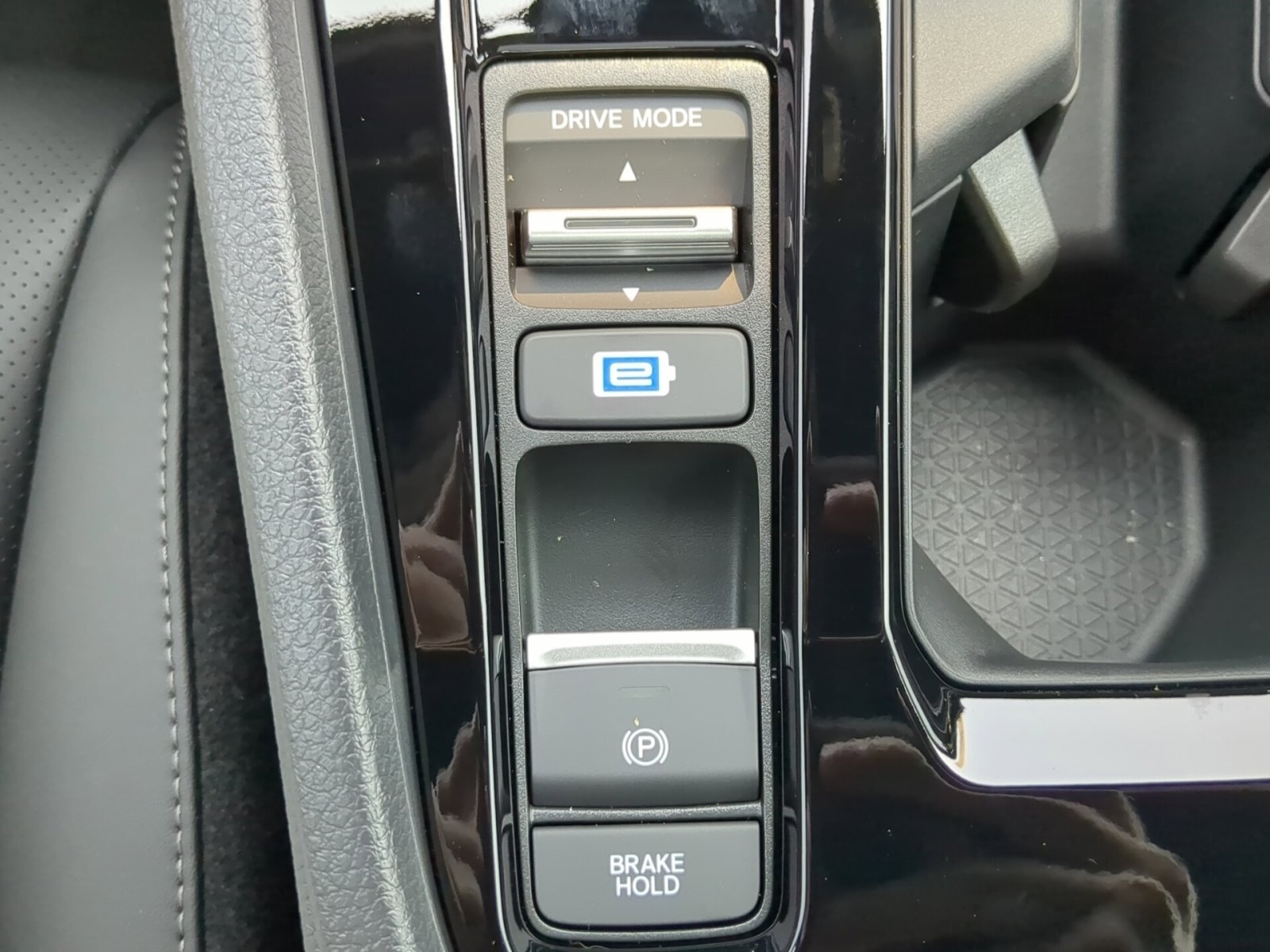 2025 Honda Accord Hybrid Sport-L photo 10