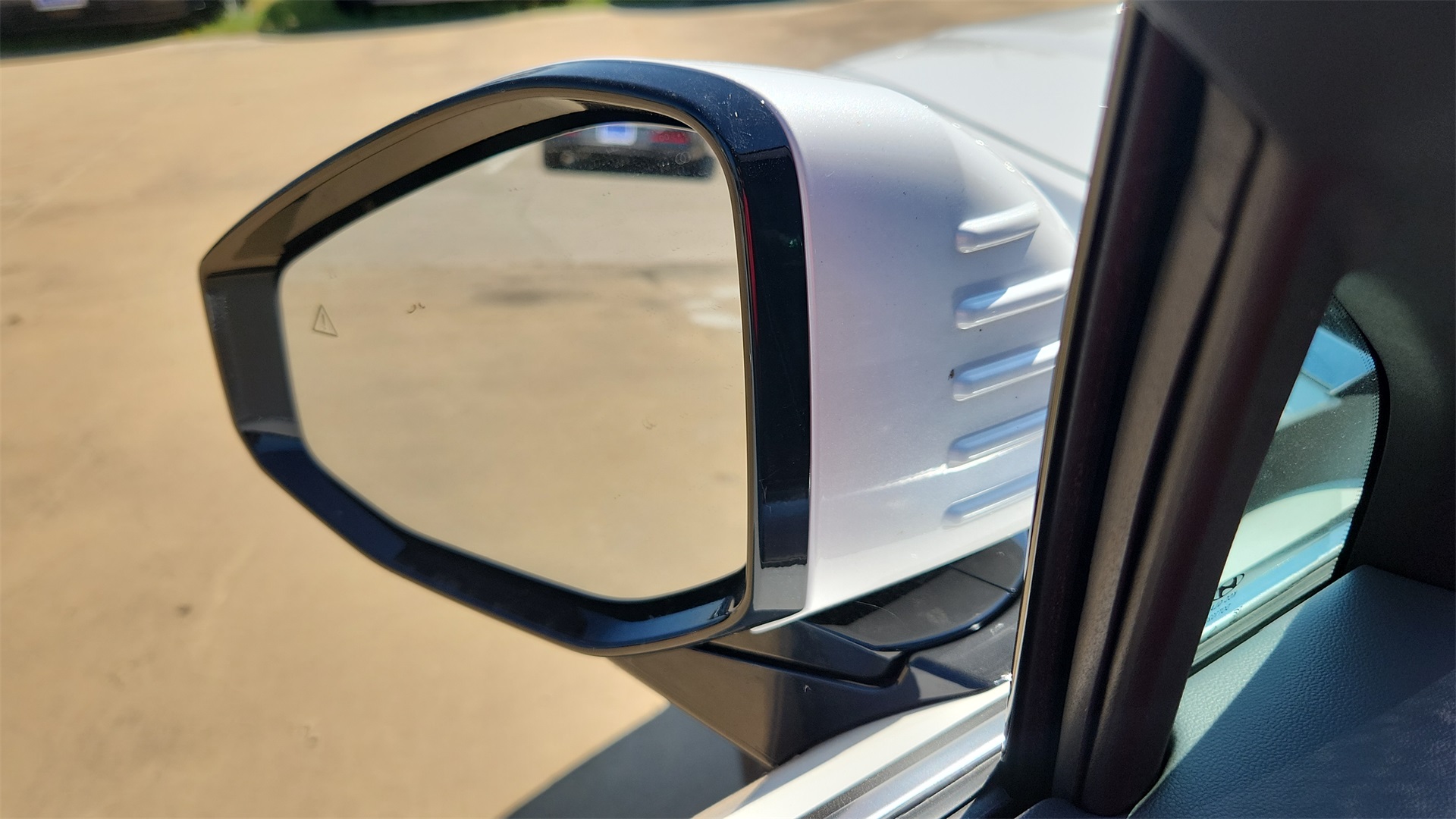 2026 Hyundai Ioniq SE photo 15
