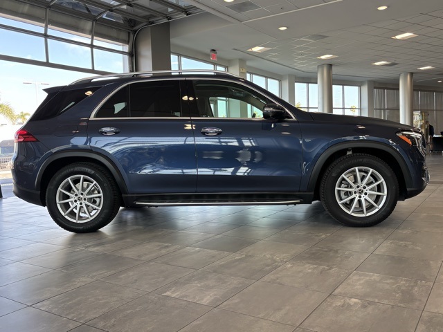 2025 Mercedes Benz GLE 350 4MATIC photo 2