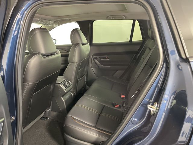 2025 Mazda CX-50 Premium photo 5