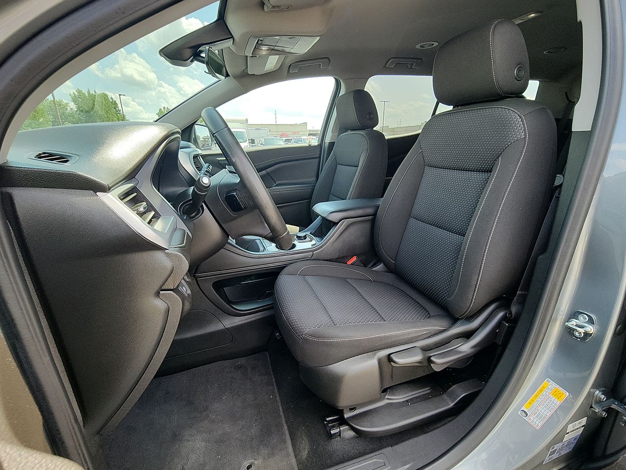 2023 Gmc Acadia SLE photo 11