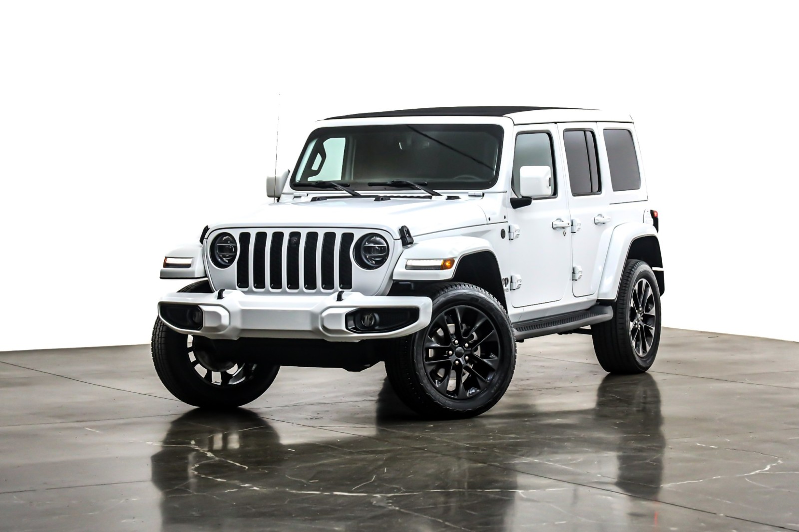 2021 Jeep Wrangler Unlimited High Altitude's photo