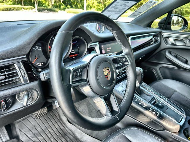 2021 Porsche Macan Base photo 10