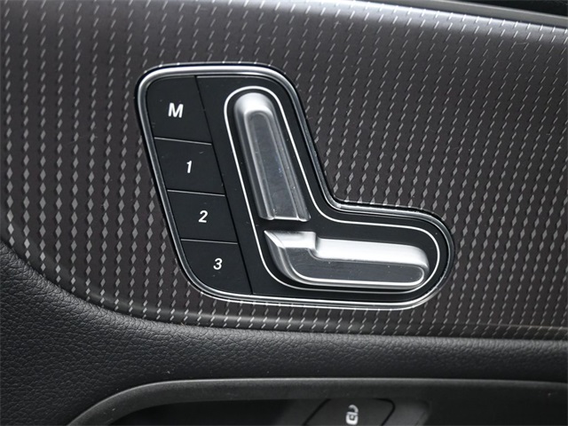 2023 Mercedes Benz GLA 250 photo 16