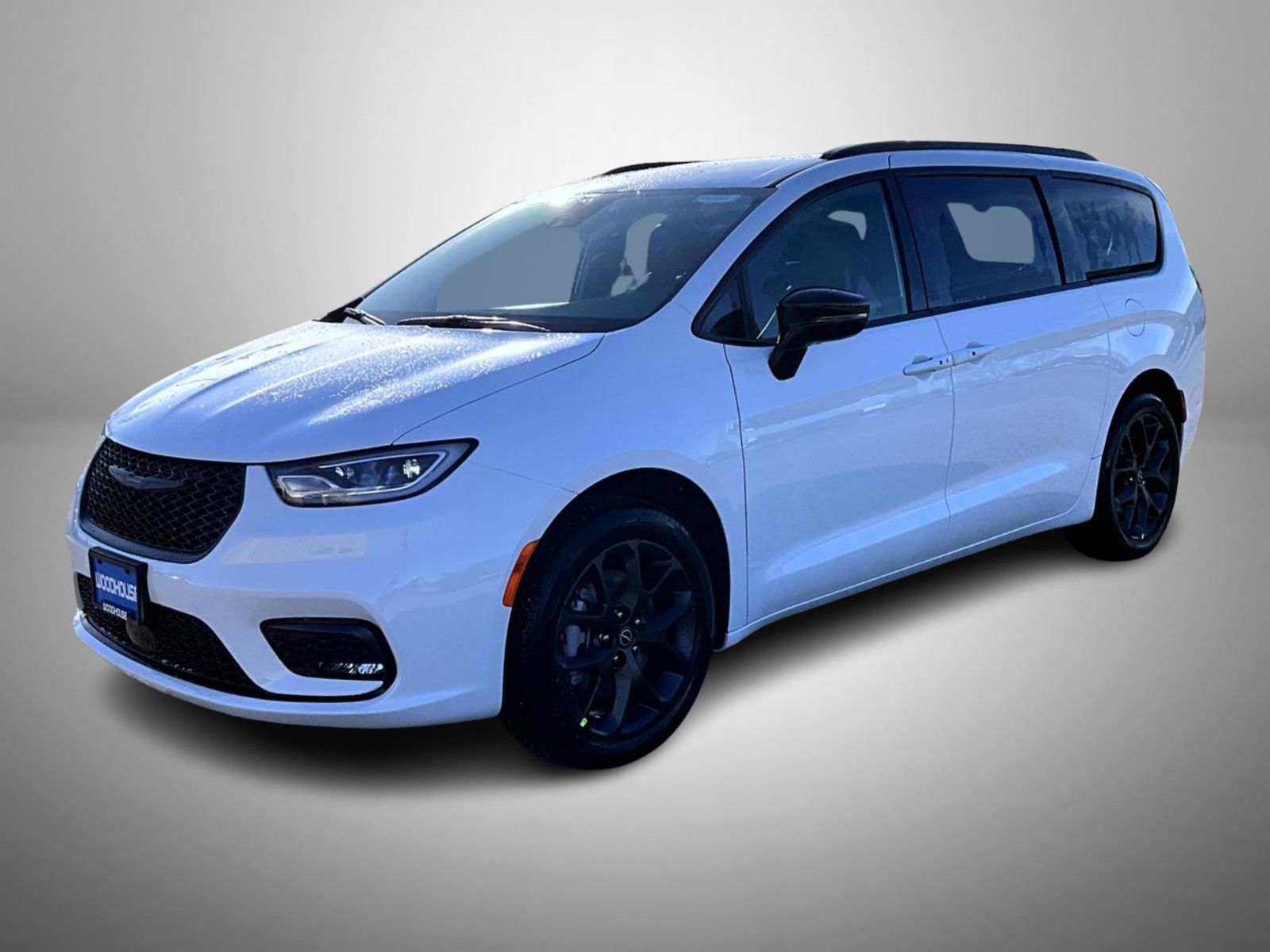 2026 Chrysler Pacifica Select's photo