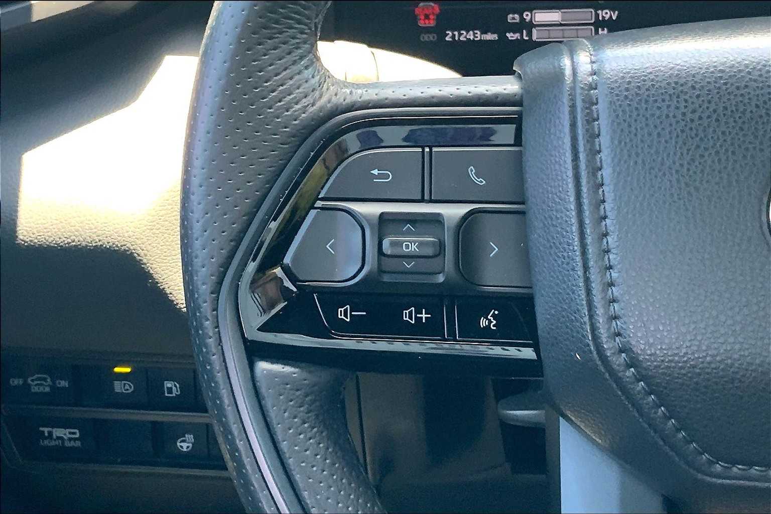 2024 Toyota Sequoia TRD Pro photo 20