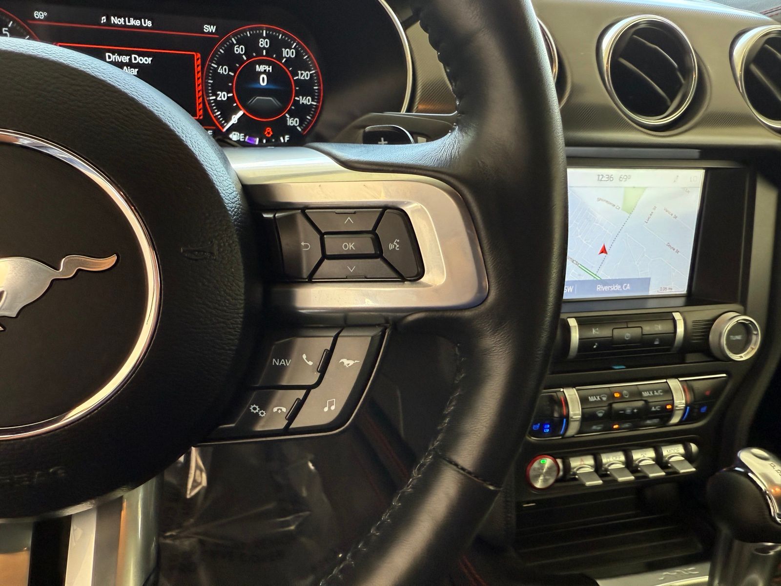 2022 Ford Mustang GT Premium photo 24