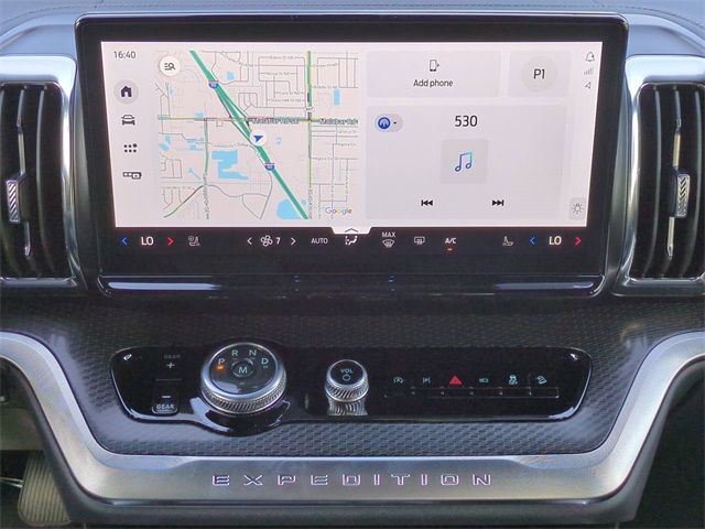 2025 Ford Expedition Platinum photo 15