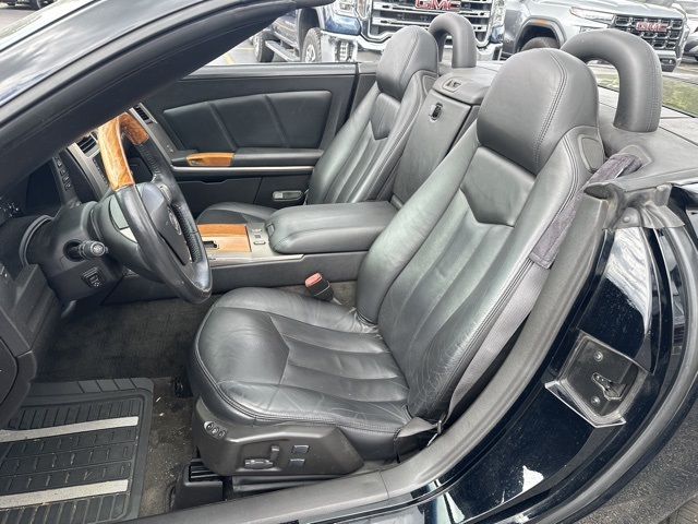2004 Cadillac XLR Base photo 9