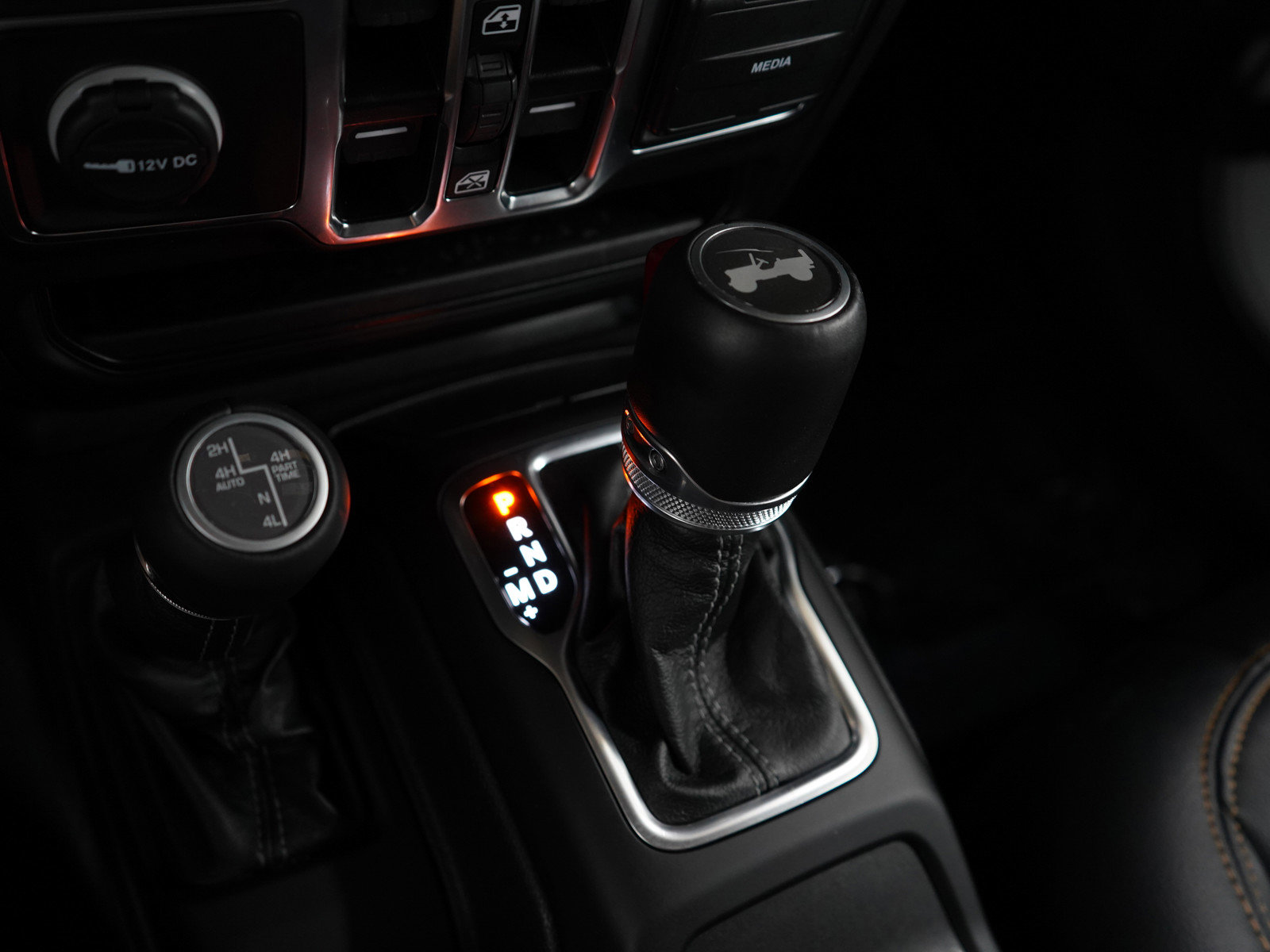 2024 Jeep Wrangler Sahara 4xe photo 23