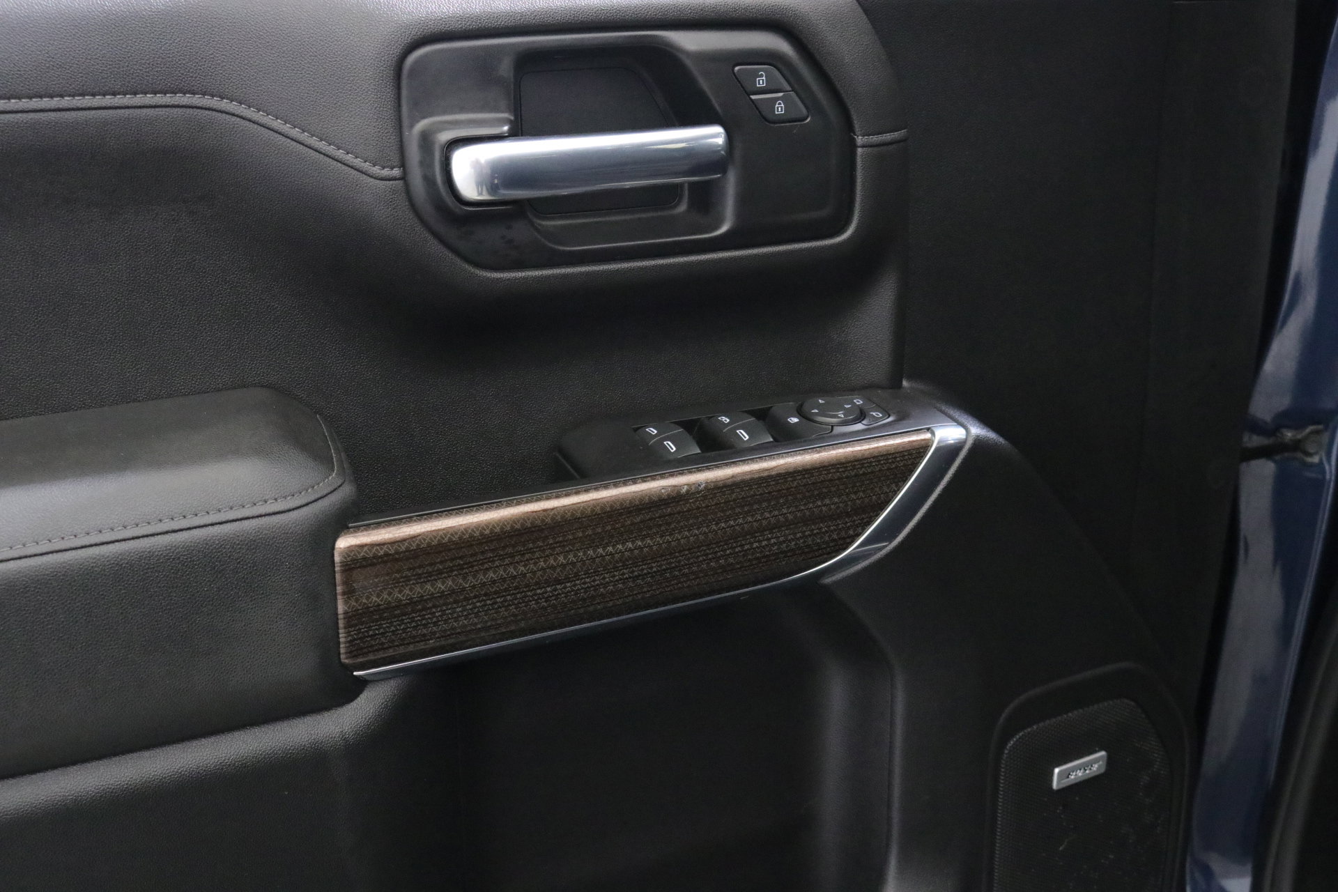 2020 Chevrolet Silverado 1500 RST photo 21