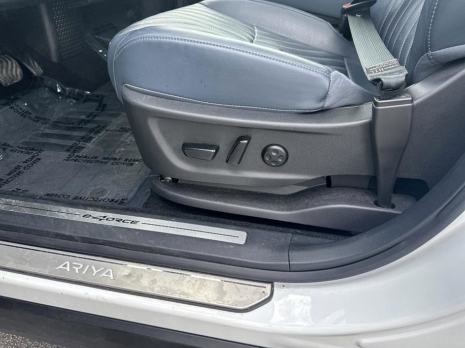 2024 Nissan ARIYA Platinum e-4ORCE photo 9