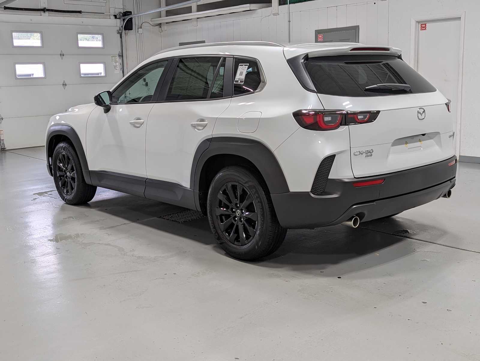 2025 Mazda CX-50 2.5 S Preferred photo 7