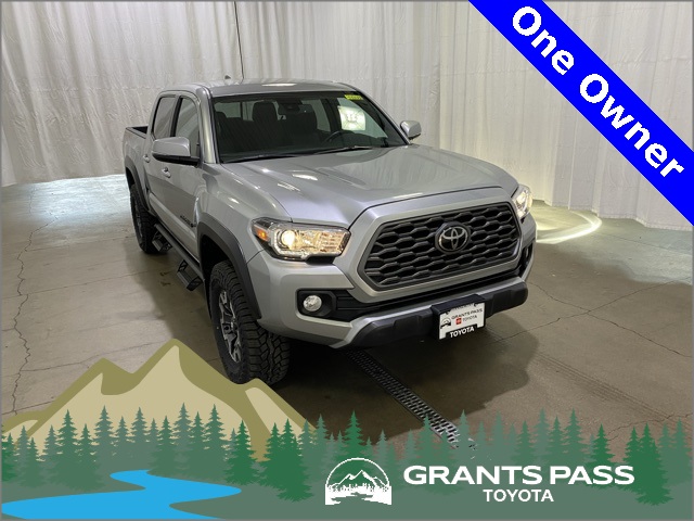 2023 Toyota Tacoma TRD Off Road's photo