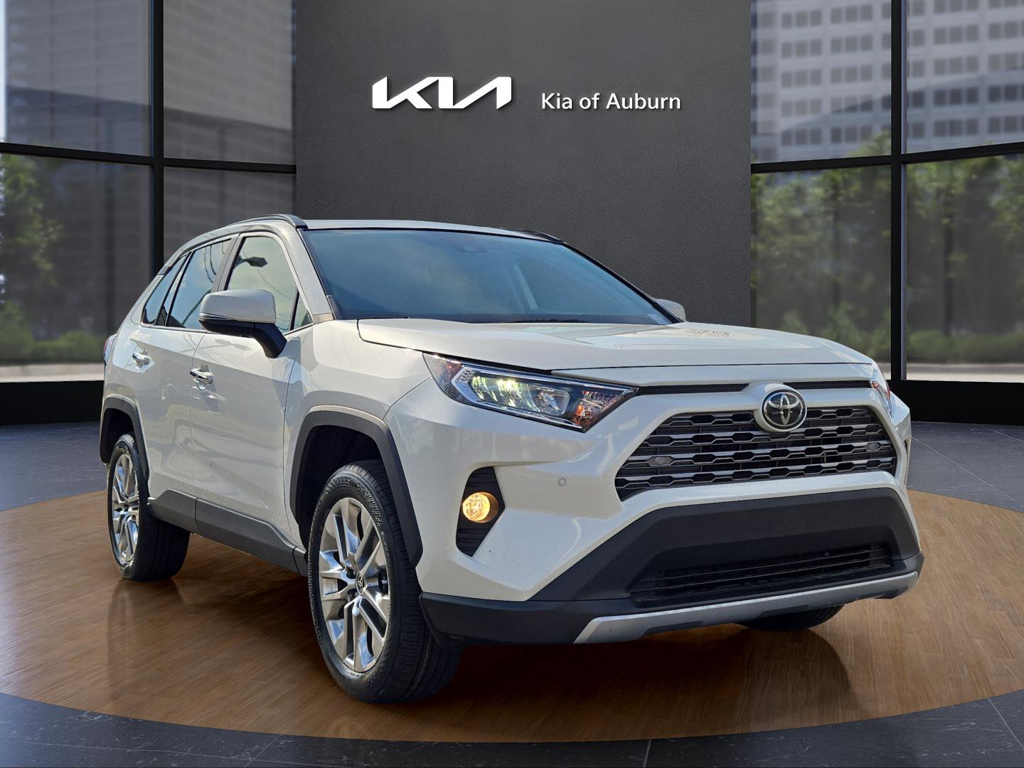 2021 Toyota RAV4 Limited photo 4