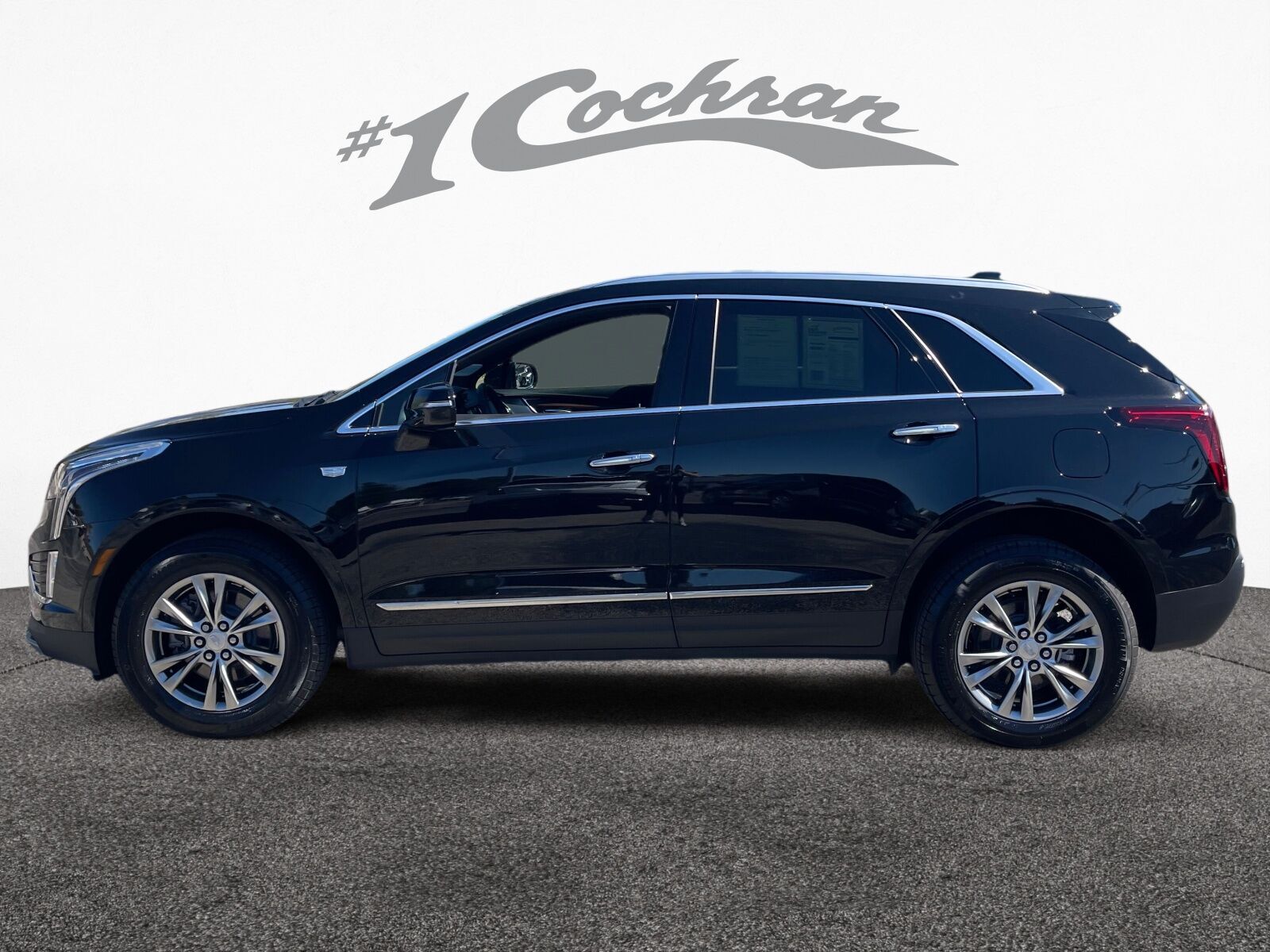 2023 Cadillac XT5 Premium Luxury photo 2