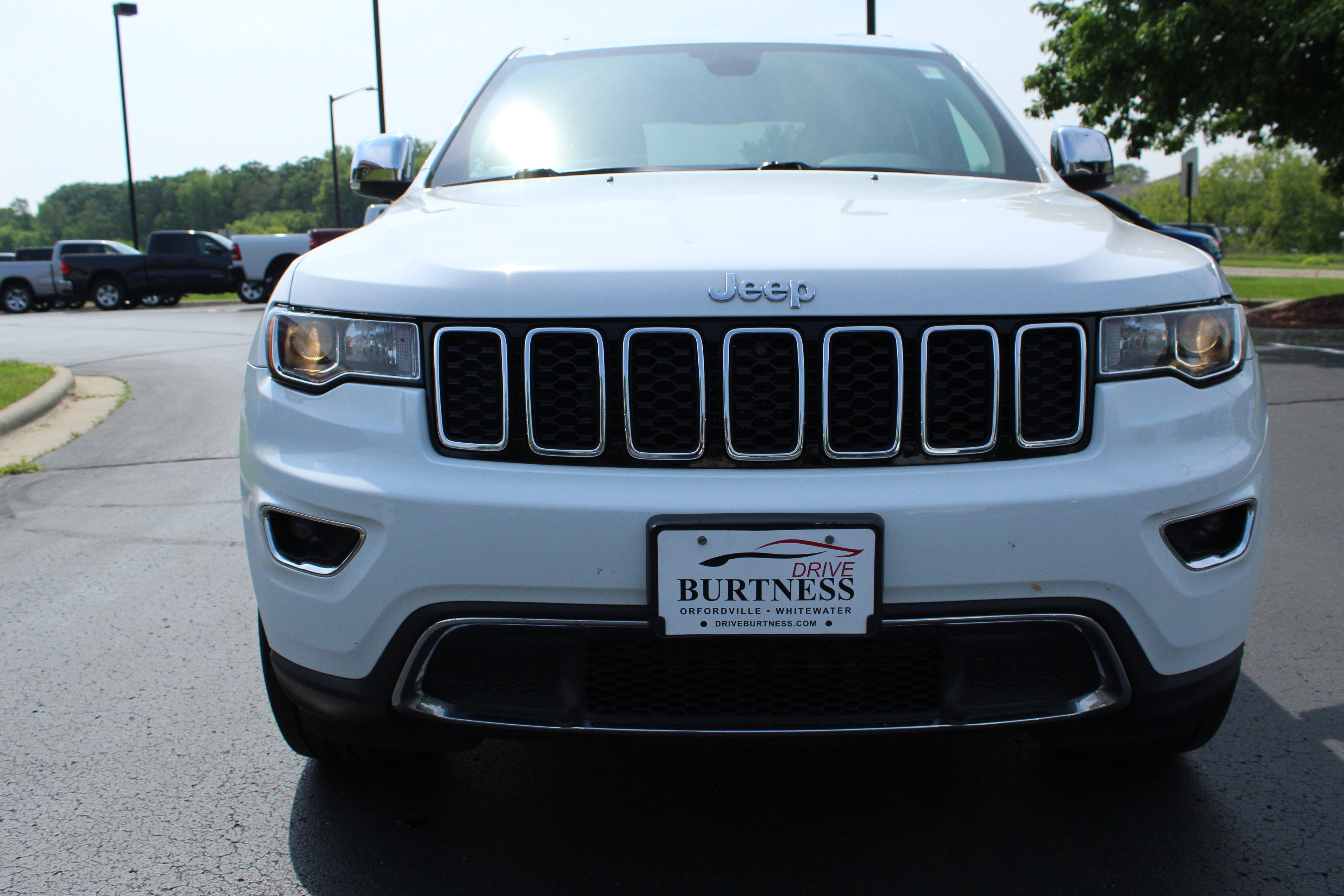 Used 2018 Jeep Grand Cherokee Limited with VIN 1C4RJFBG9JC250676 for sale in Whitewater, WI