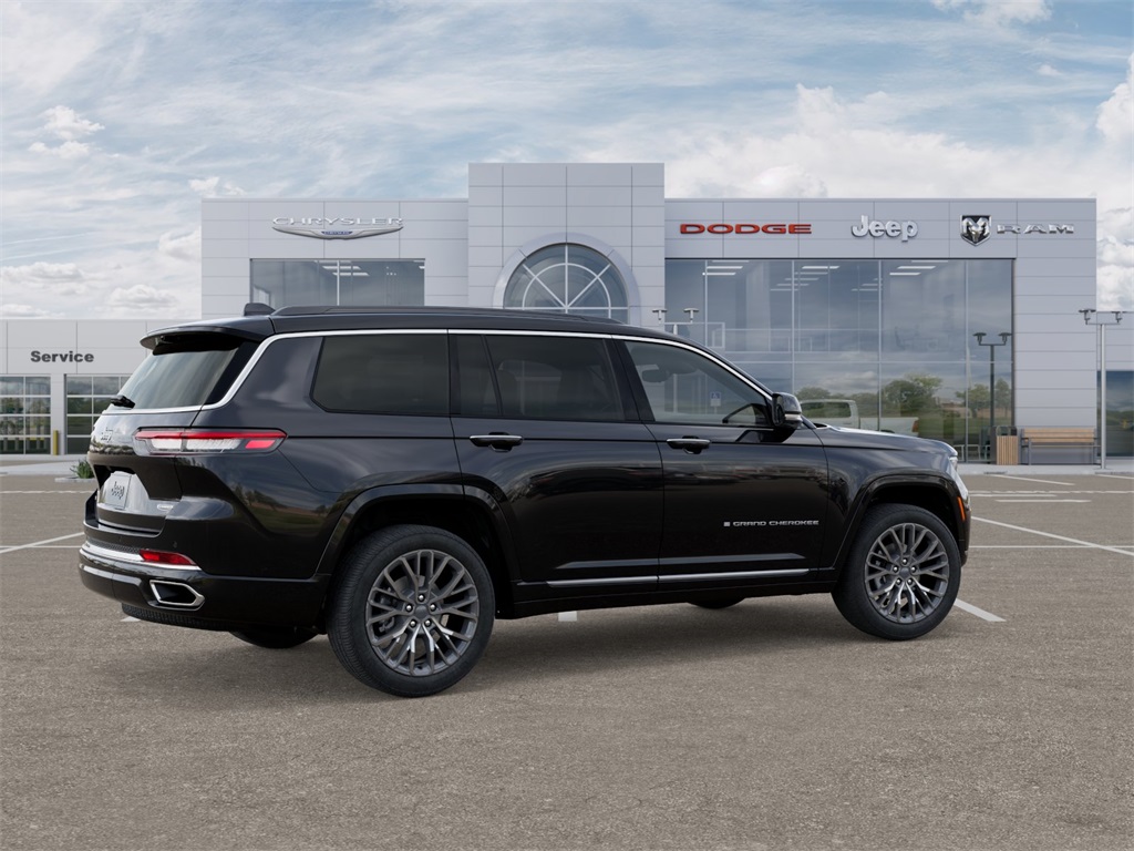 2025 Jeep Grand Cherokee L Summit Reserve photo 4