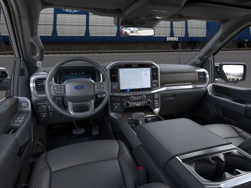 2025 Ford F-150 Lariat photo 9