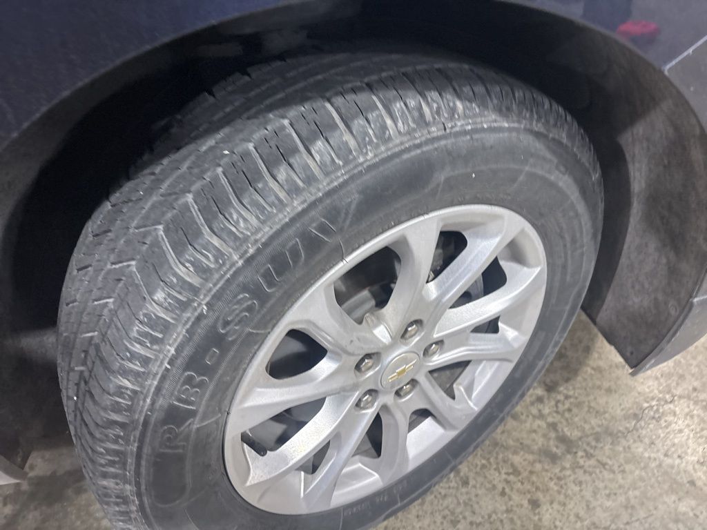 2018 Chevrolet Equinox LT photo 13