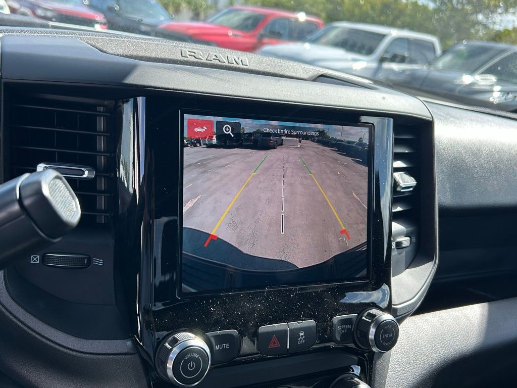 2025 Ram 2500 Tradesman photo 18