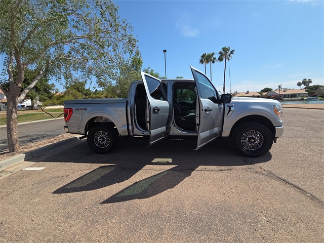 2021 Ford F-150 XLT photo 7