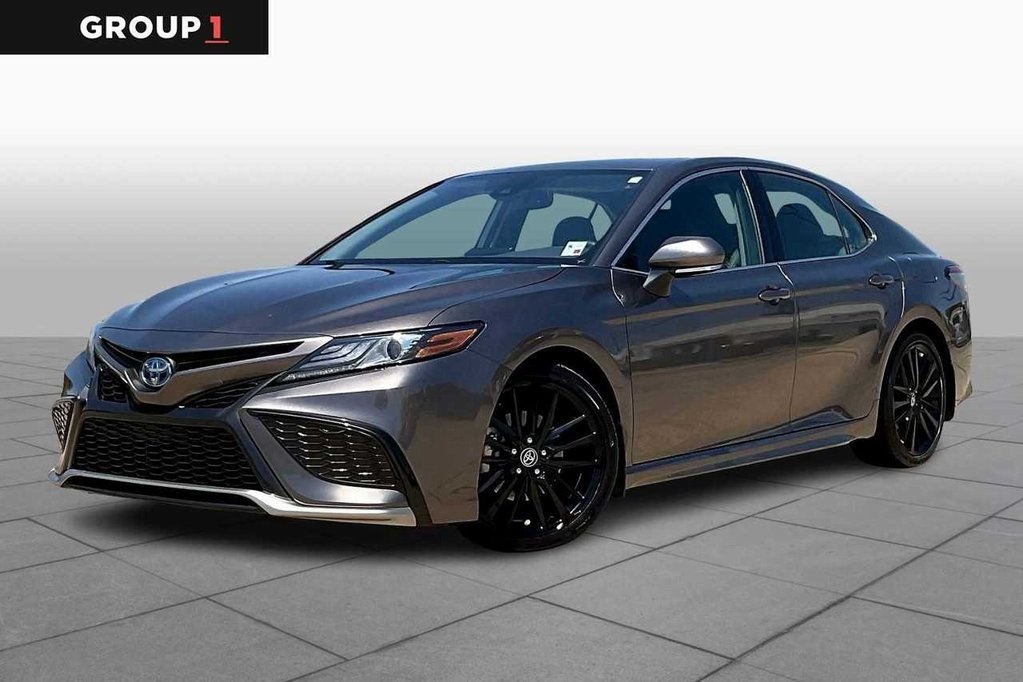 Used 2023 Toyota Camry XSE with VIN 4T1K31AKXPU615725 for sale in Kansas City