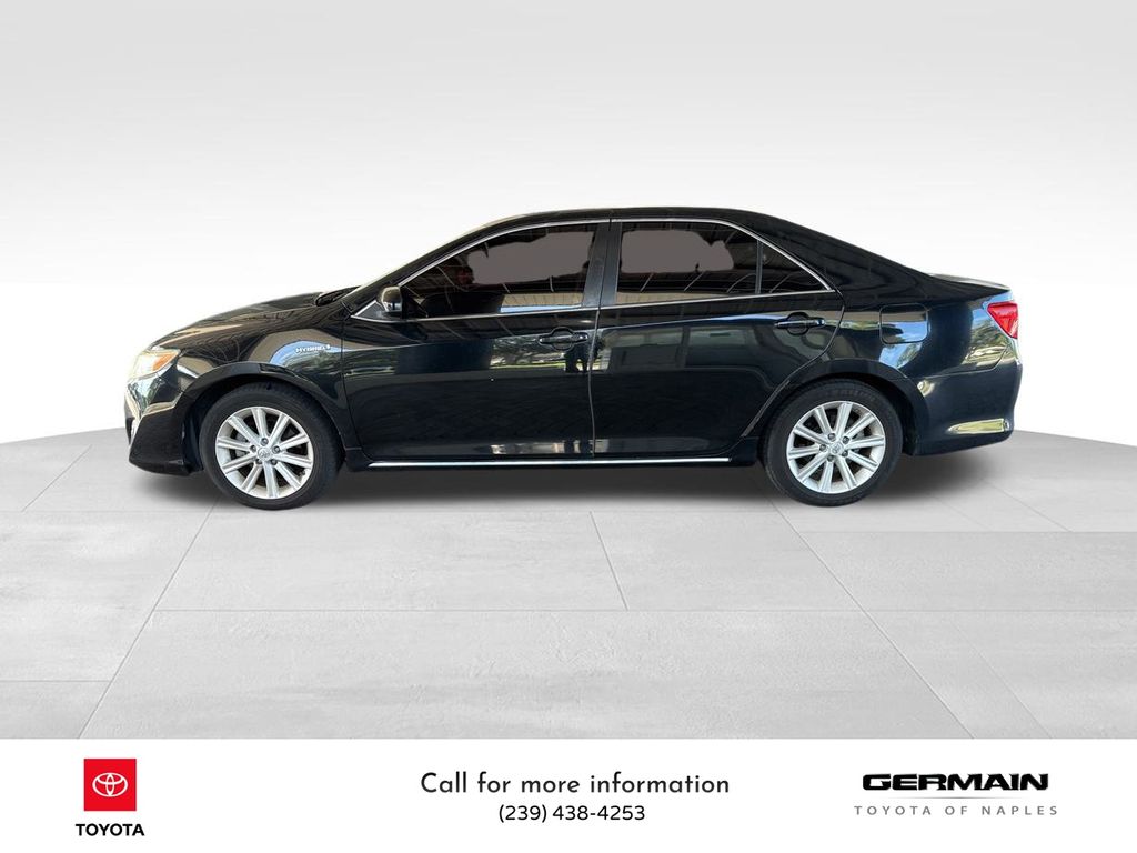 Used 2014 Toyota Camry XLE Hybrid with VIN 4T1BD1FK8EU110897 for sale in Naples, FL