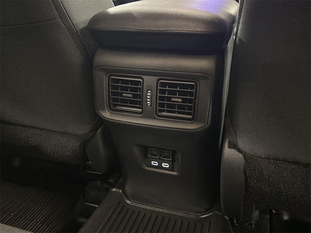 2024 Toyota RAV4 XLE photo 25