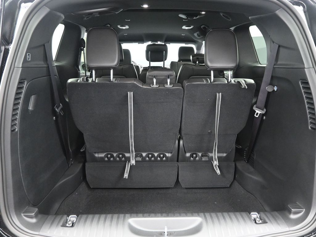 2026 Chrysler Pacifica photo 7
