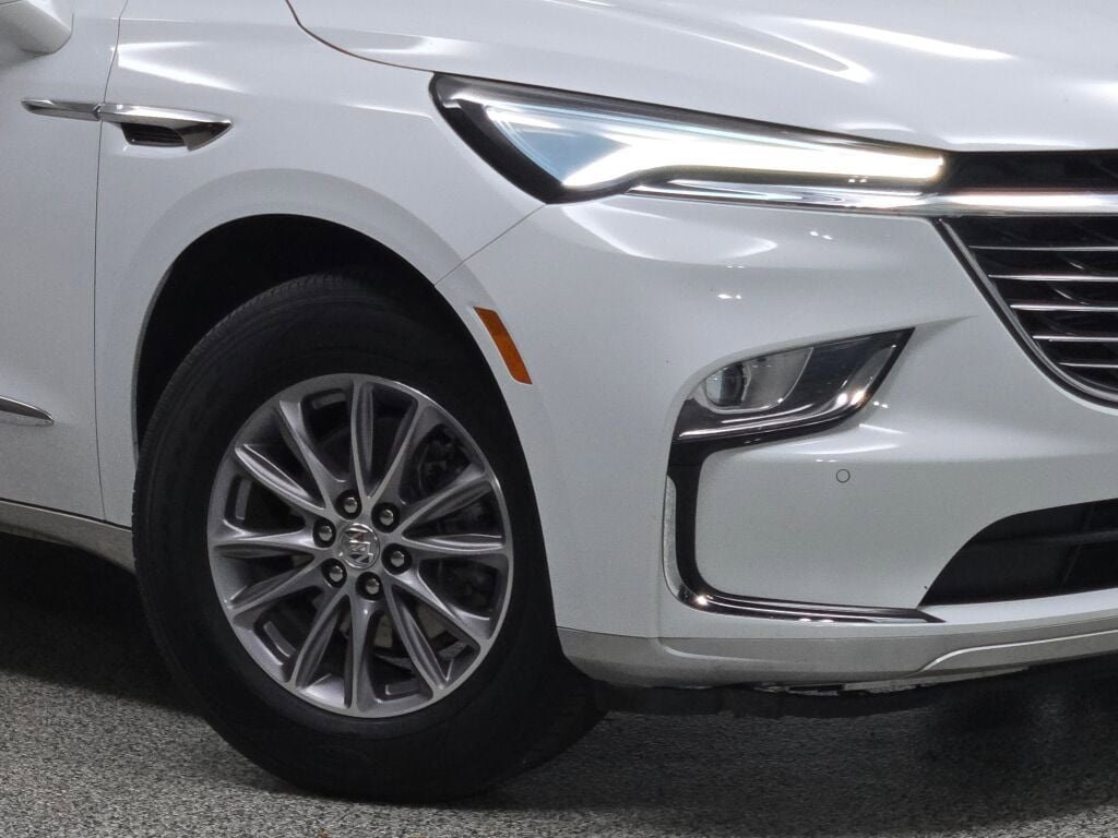 2024 Buick Enclave Premium photo 3