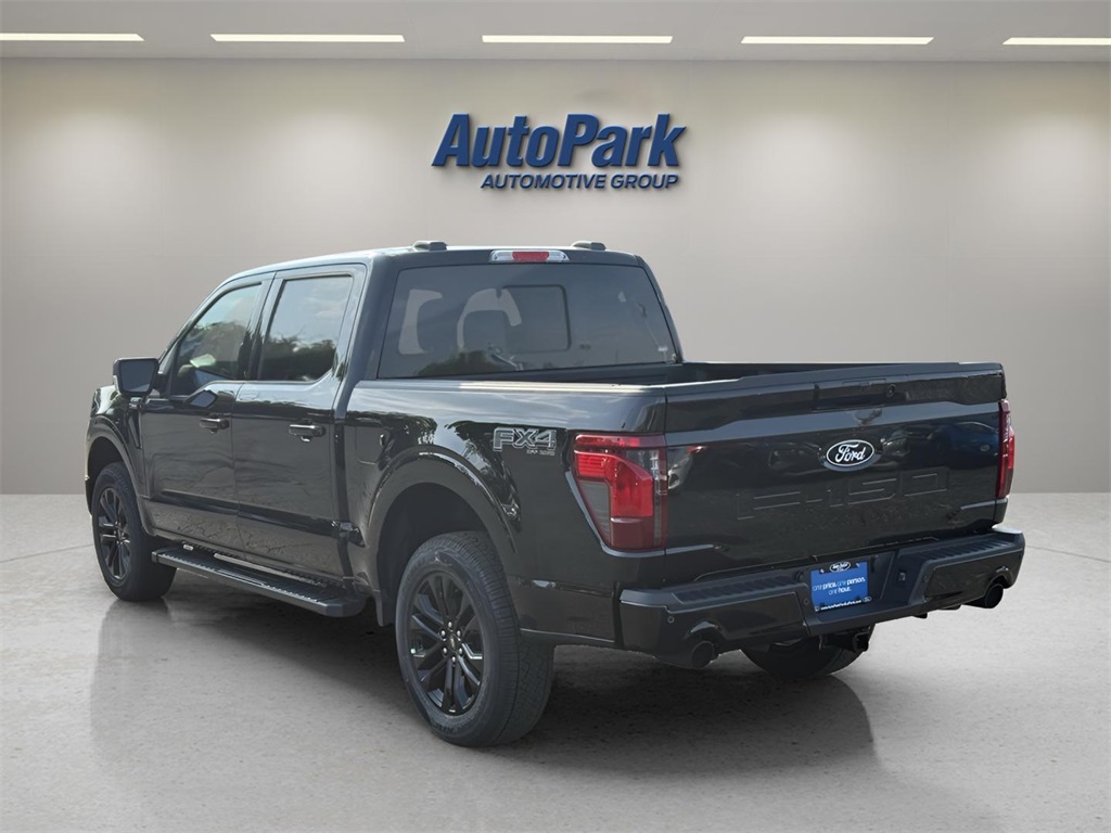 2025 Ford F-150 XLT photo 3