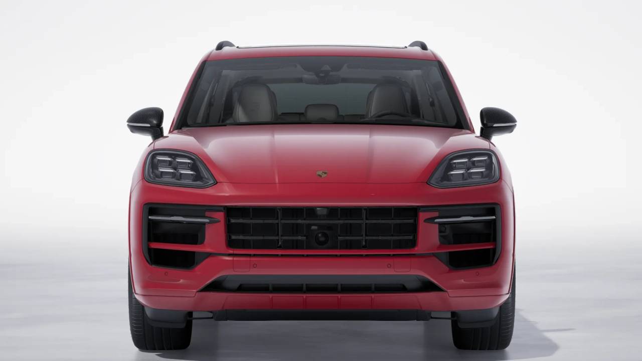 2026 Porsche Cayenne GTS photo 9