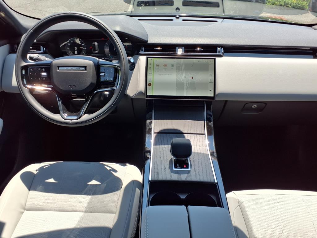 2026 Land Rover Range Rover Velar P250 S photo 4